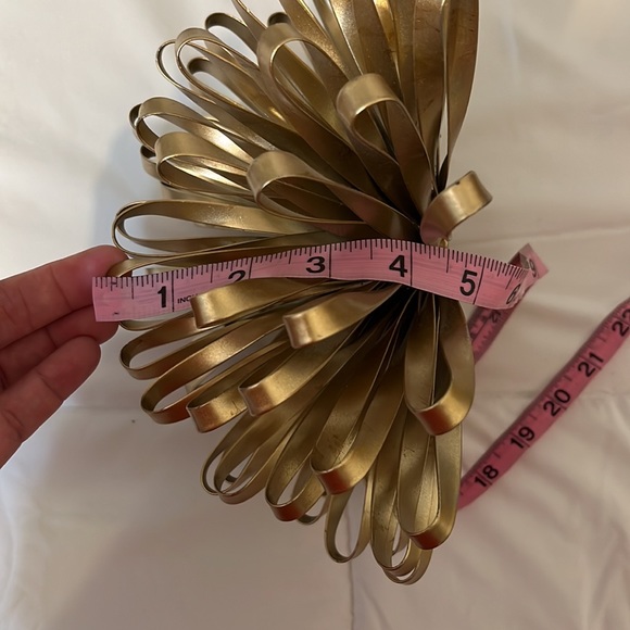 Gold Wall Decor - Picture 5 of 5